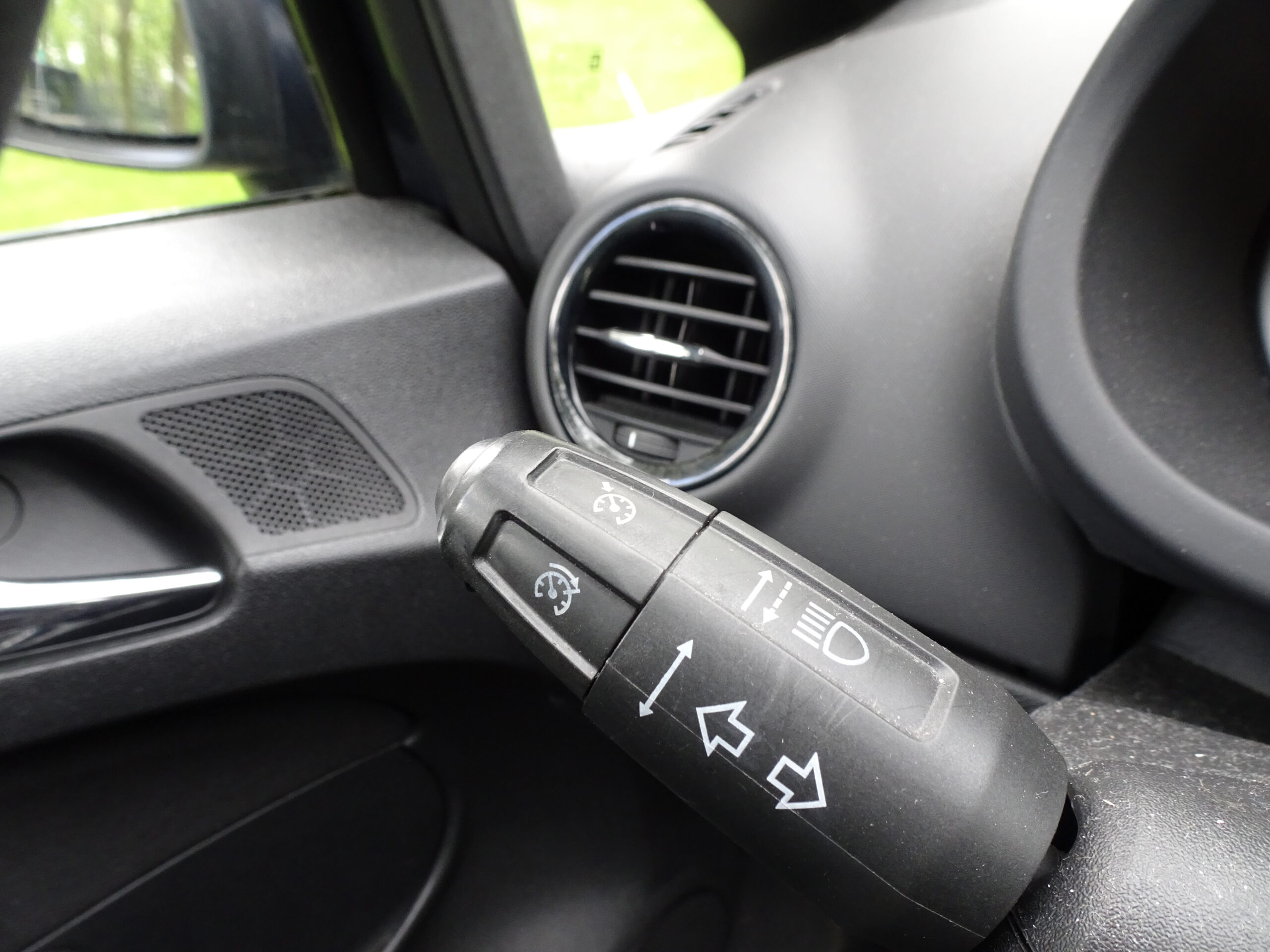 Opel Corsa 1.2 80pk 5DR