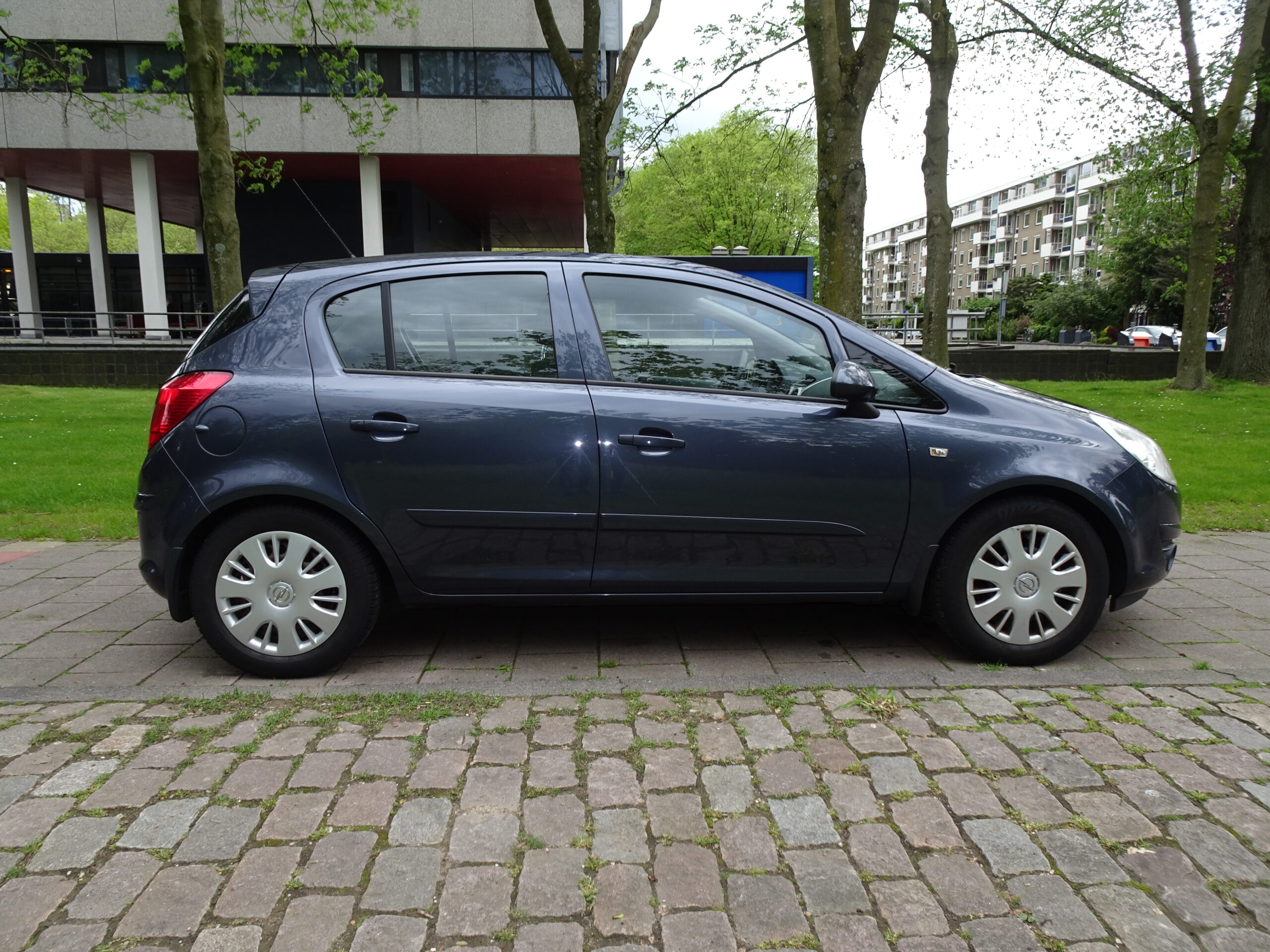 Opel Corsa 1.2 80pk 5DR