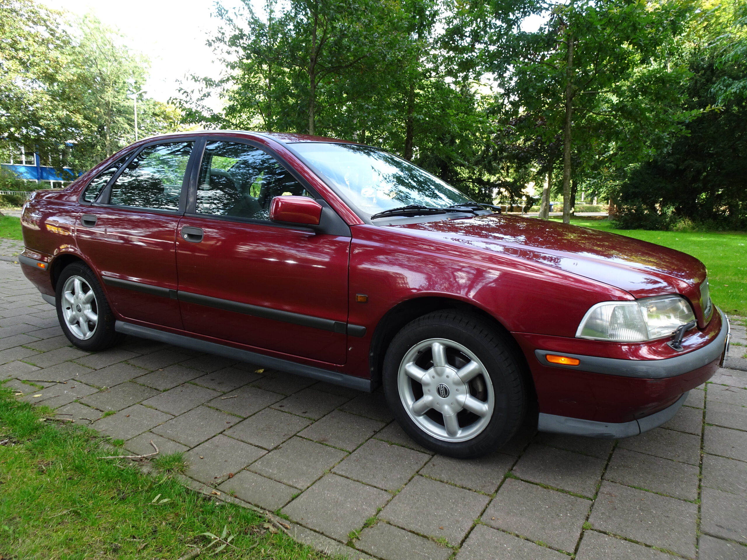 Volvo S40 2.0 Exclusive 137pk 5DR