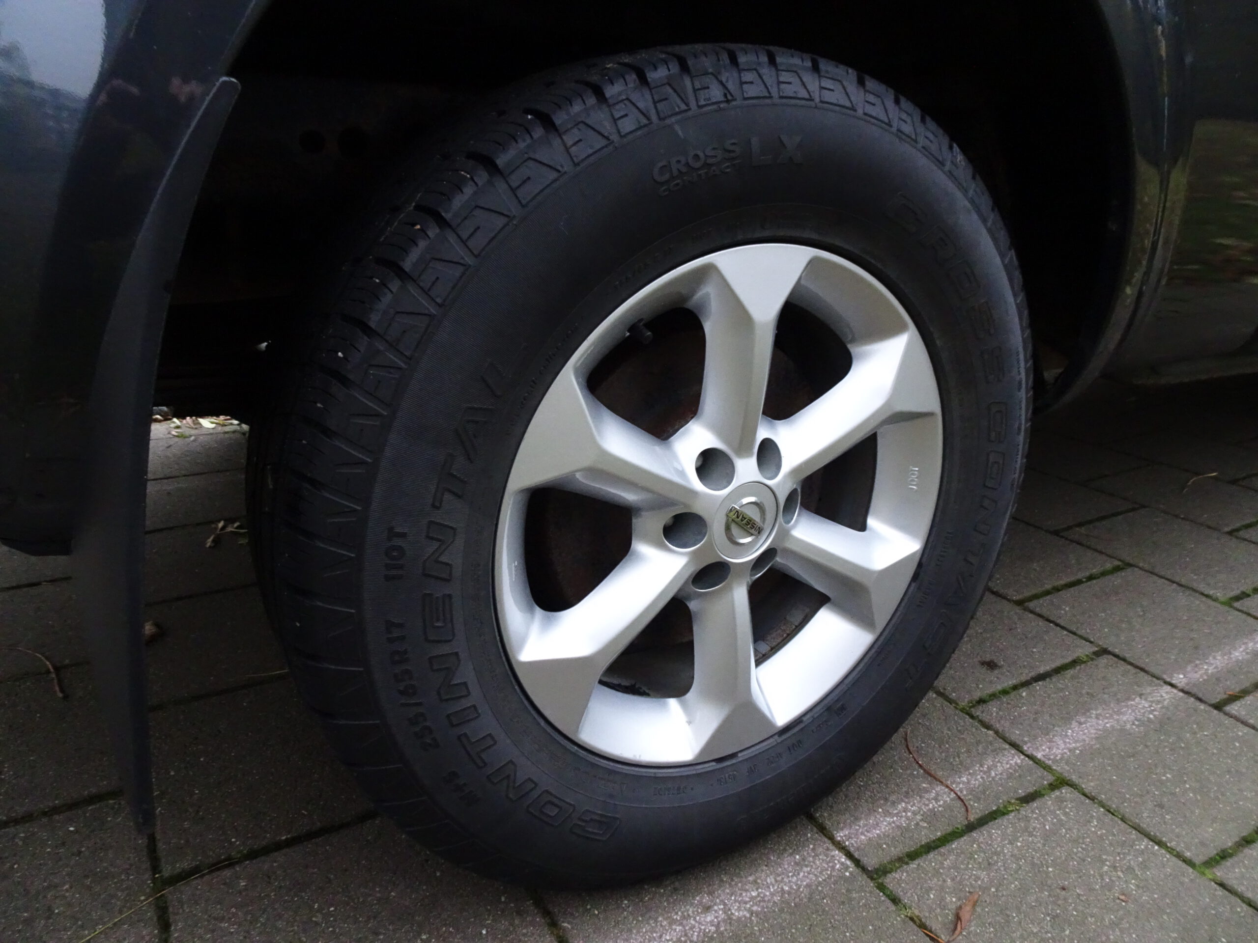 Nissan Navara 2.5 AWD 144pk 4DR