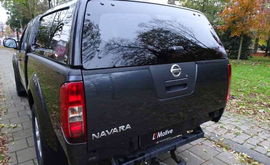 Nissan Navara 2.5 AWD 144pk 4DR
