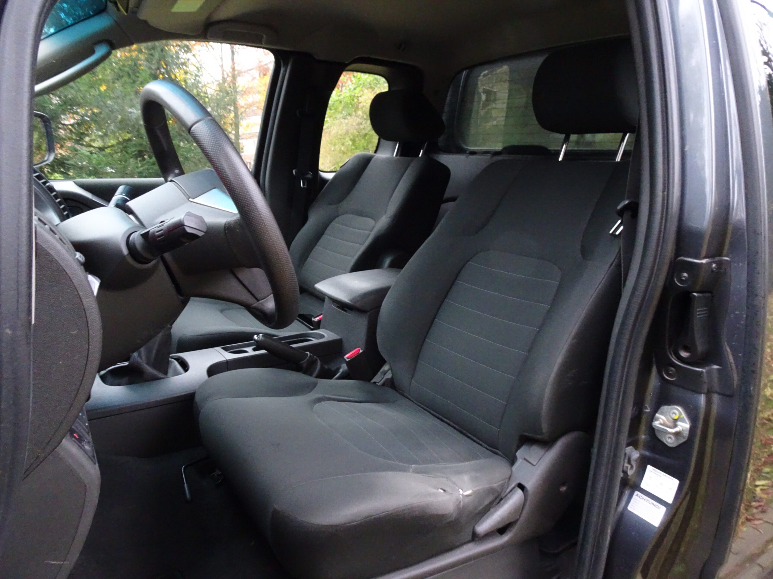 Nissan Navara 2.5 AWD 144pk 4DR