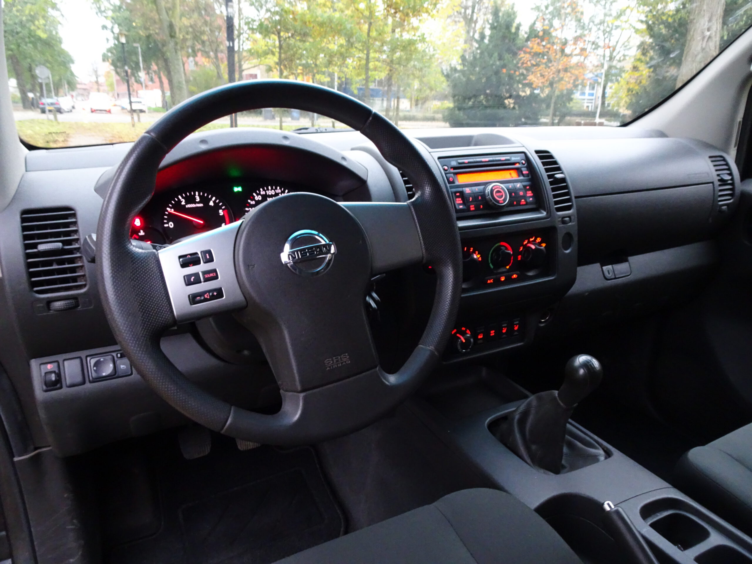 Nissan Navara 2.5 AWD 144pk 4DR