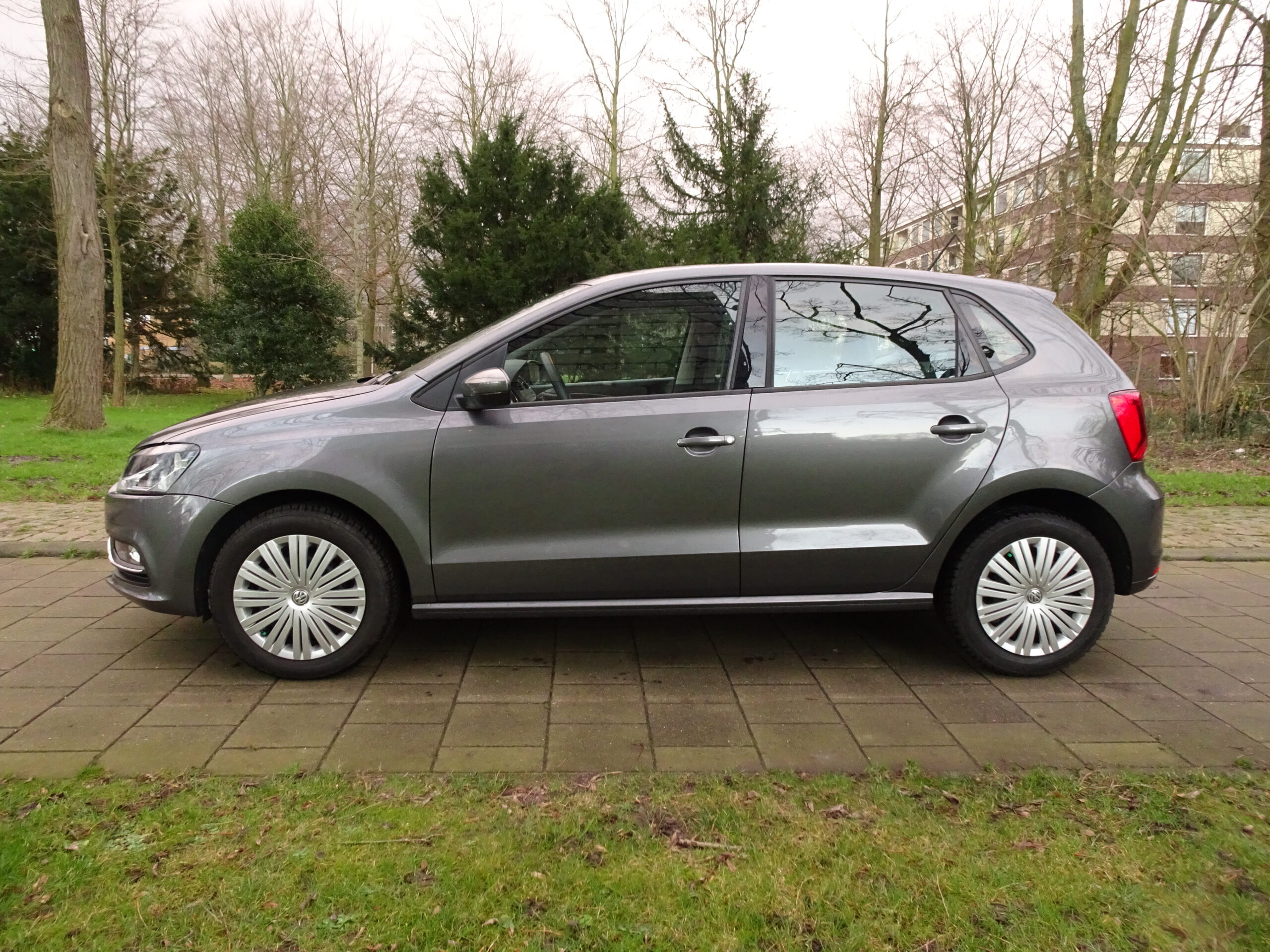 Volkswagen Polo 1.0 75pk 5DR