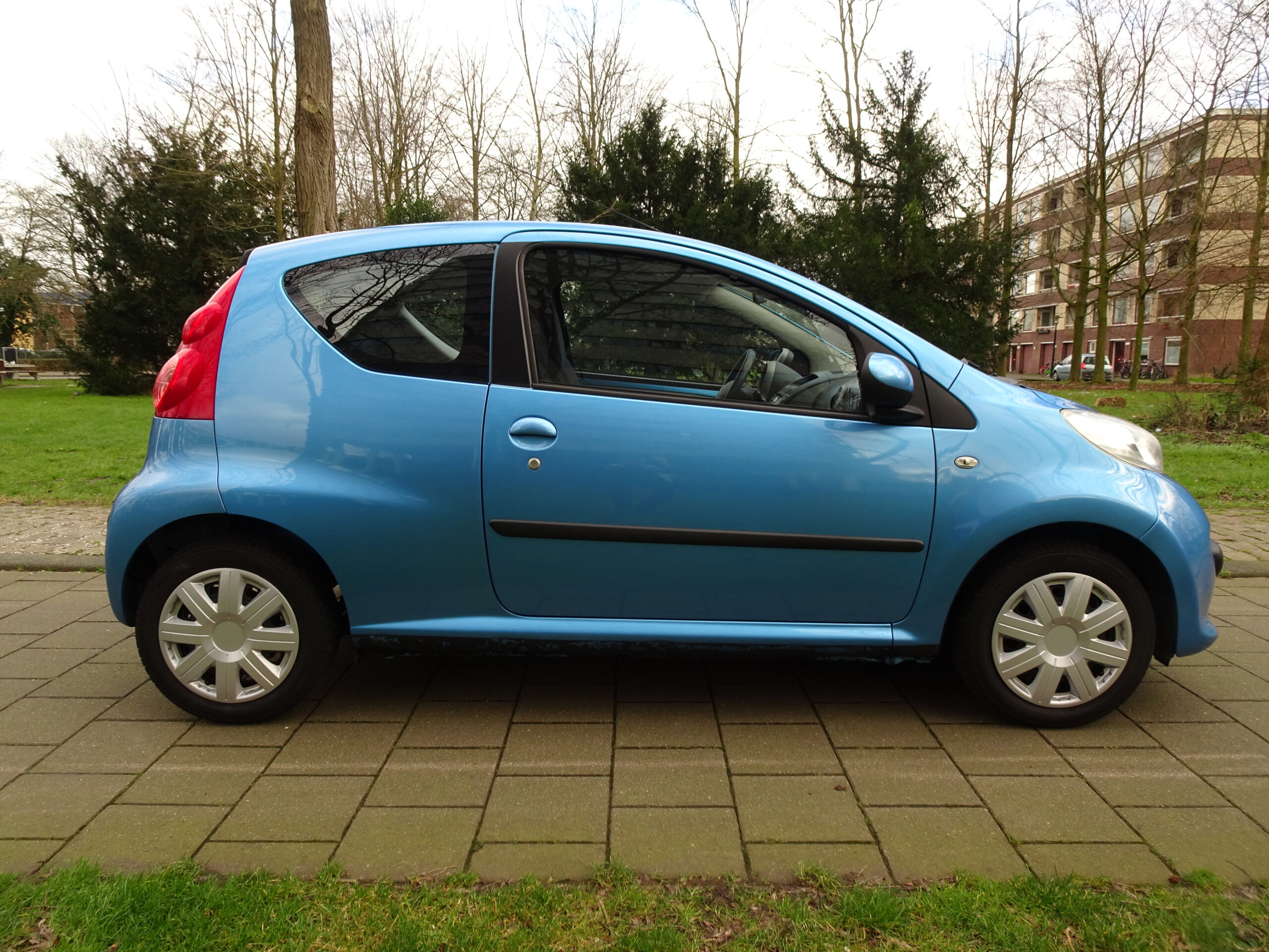 Peugeot 107 1.0 68pk 3DR