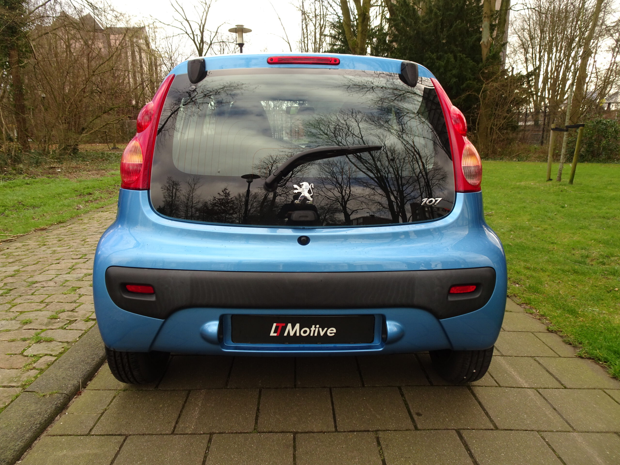 Peugeot 107 1.0 68pk 3DR