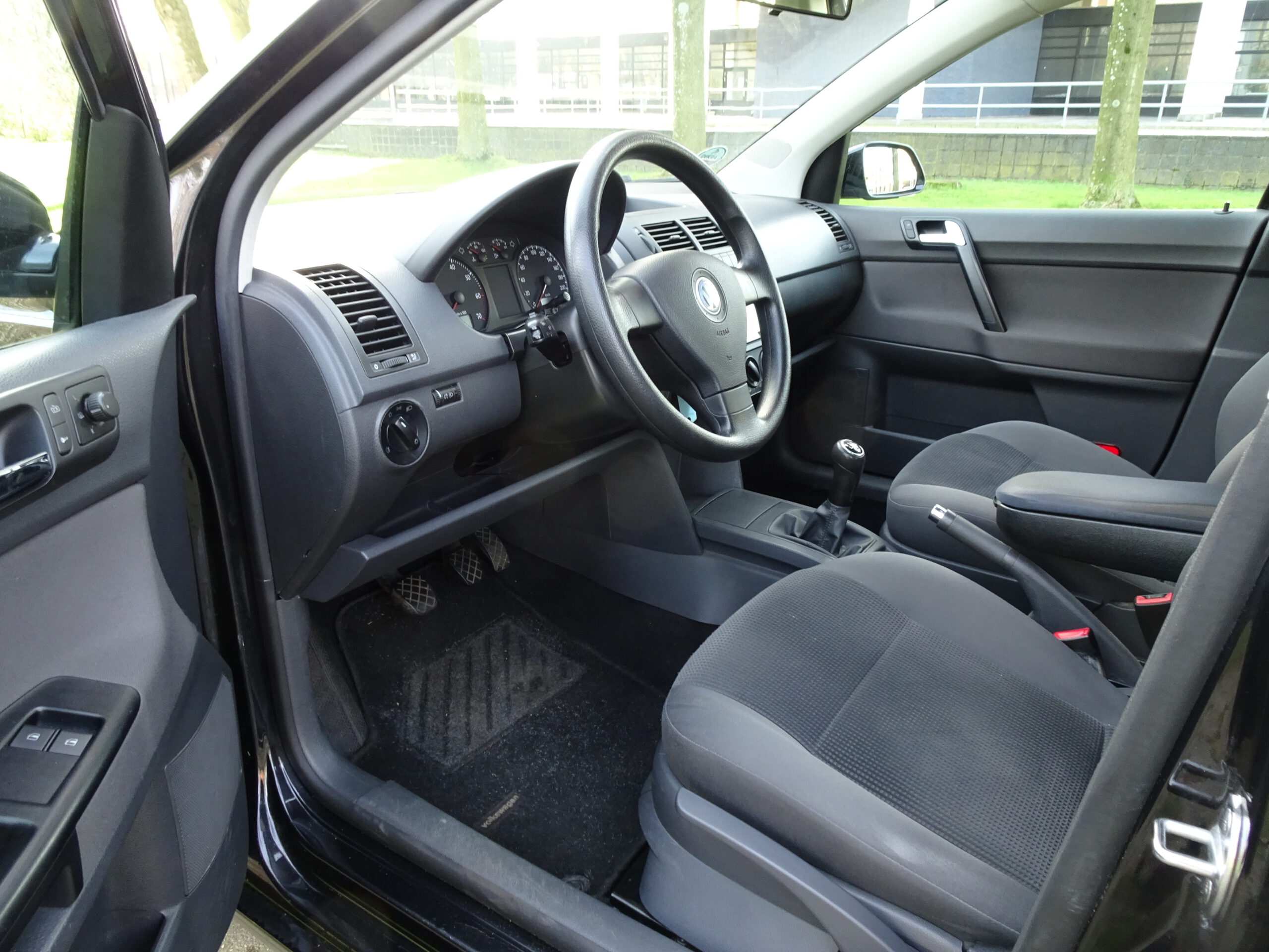 Volkswagen Polo 1.4 80pk 5DR