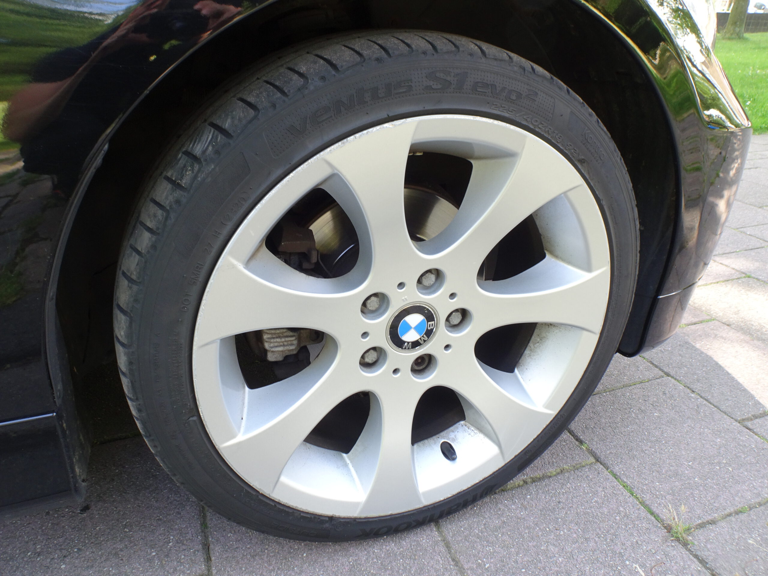 BMW 320i 2.0 150pk 5DR