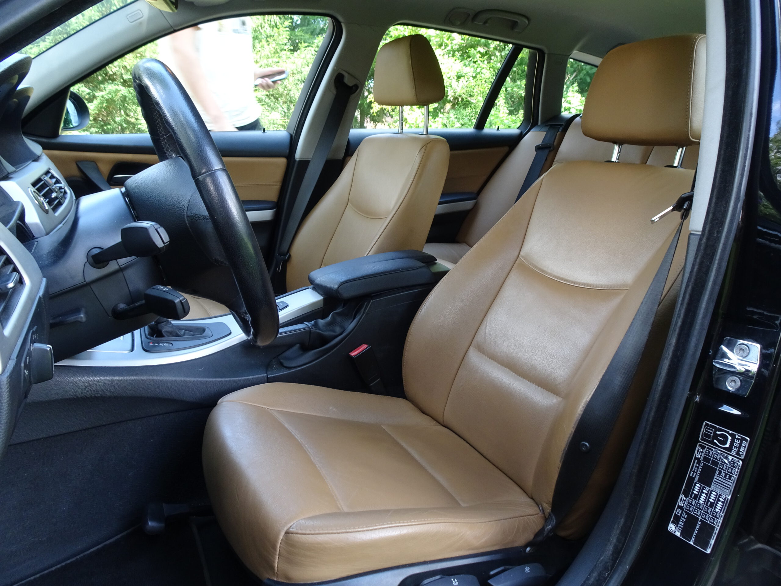 BMW 320i 2.0 150pk 5DR