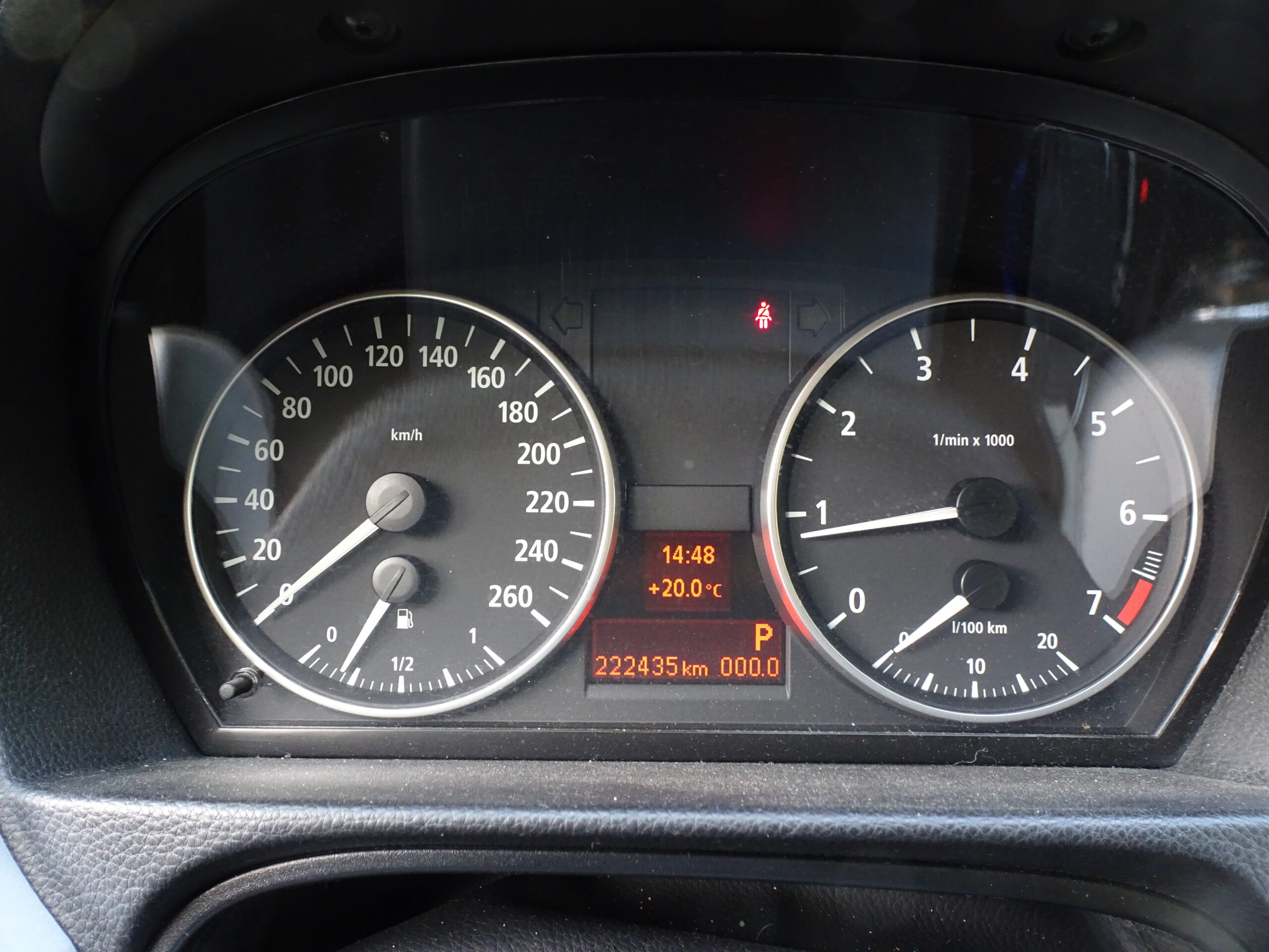 BMW 320i 2.0 150pk 5DR