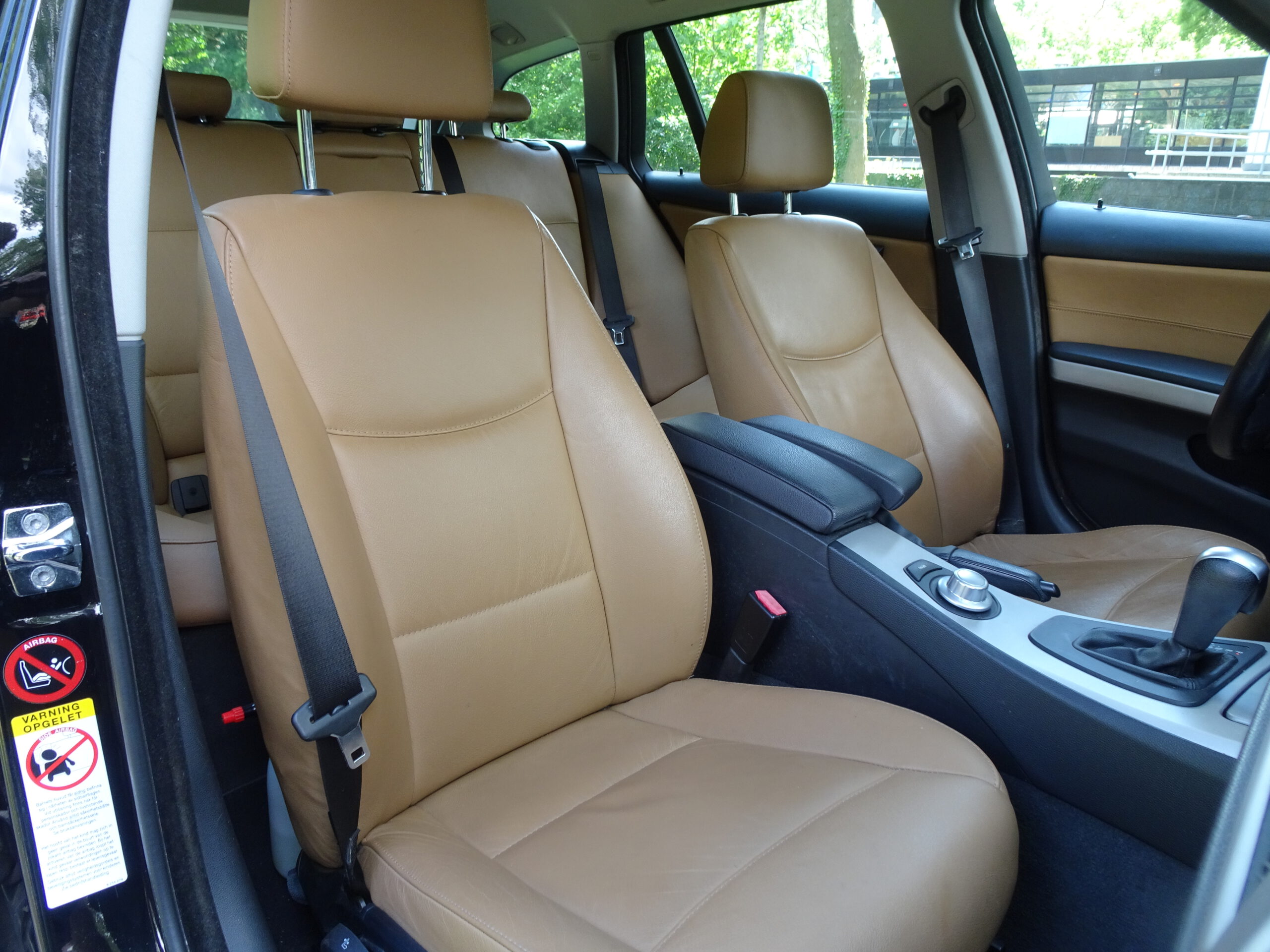 BMW 320i 2.0 150pk 5DR