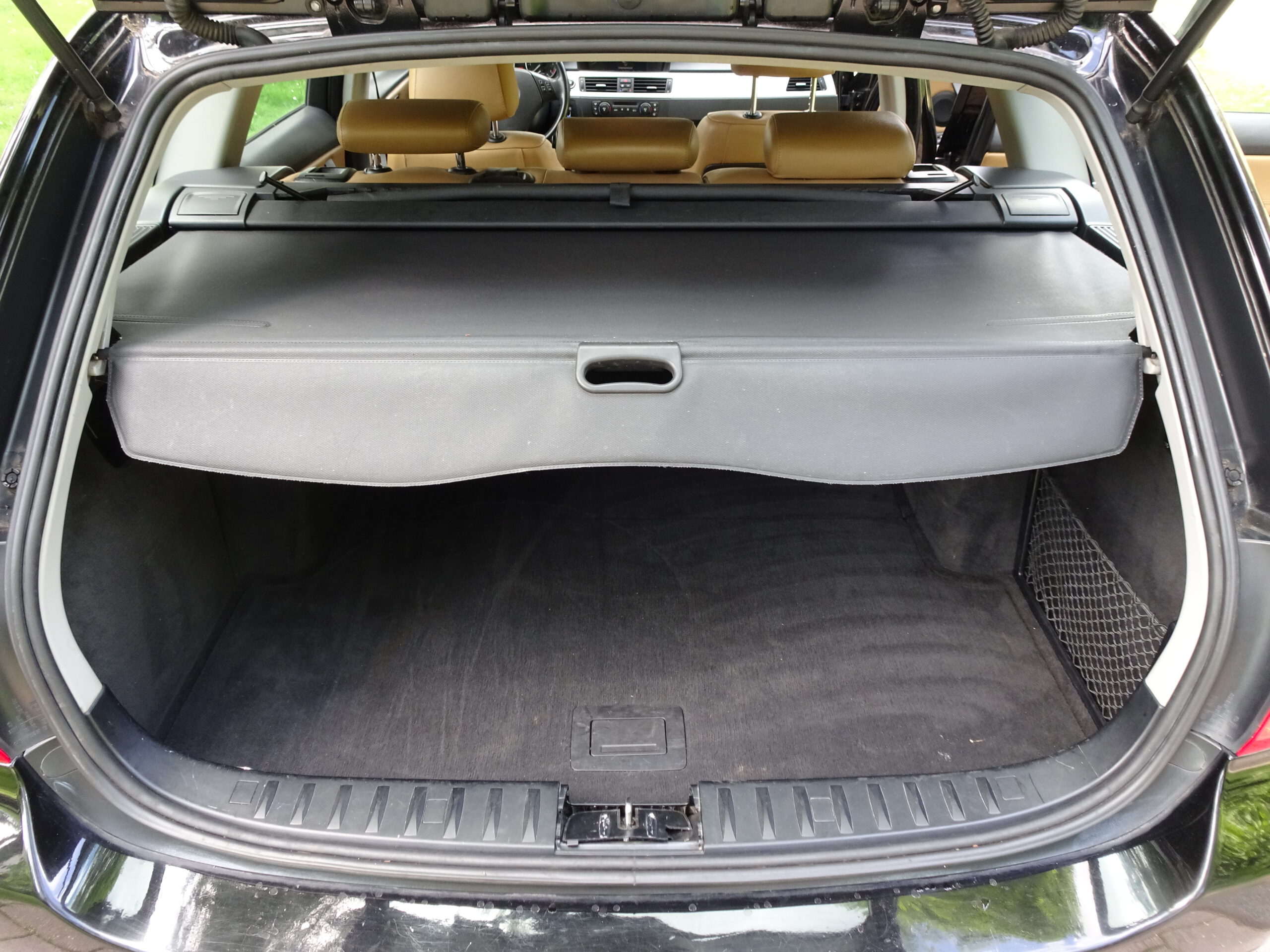 BMW 320i 2.0 150pk 5DR